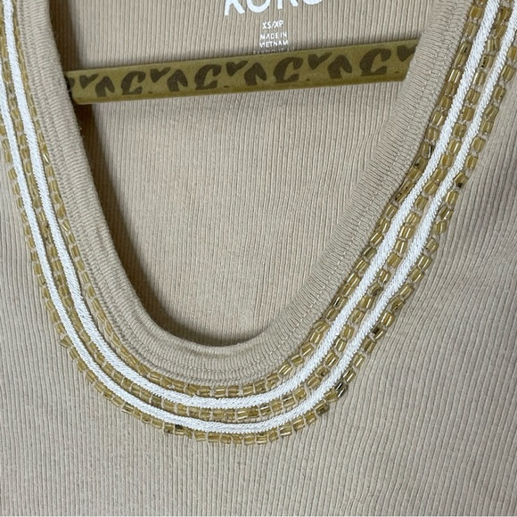 MK MICHAEL KORS Tan Beaded V Neck Ribbed Y2K Style Baby T Shirt Size XS - Picture 2 of 5